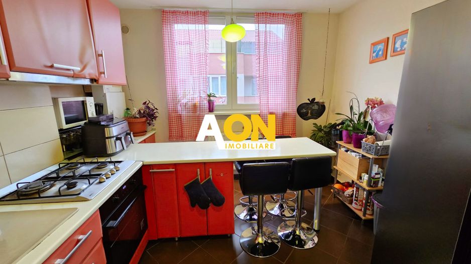 Penthouse 3 camere mobilat + spatiu birou + terasa 50 mp, ultracentral - Poză 2