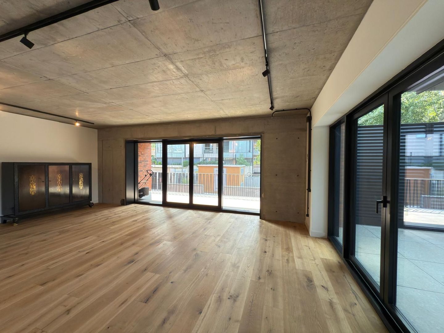 Apartament 3 camere 103MP | gradina 80 MP | FLOREASCA - Poză 2