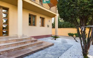 Vilă cu teren generos în Pârneava - Poză 15