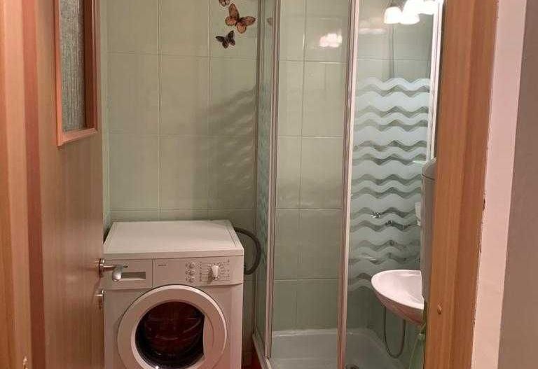 Garsonieră renovată, mobilată, utilată, etaj 1, lângă metrou Titan - Poză 5