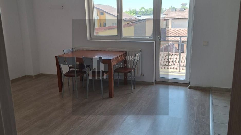 Apartament 3 camere decomandat zona Titan - Poză 2