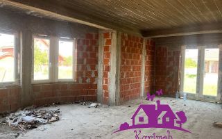 Casa in localitatea Osorhei - Poză 3