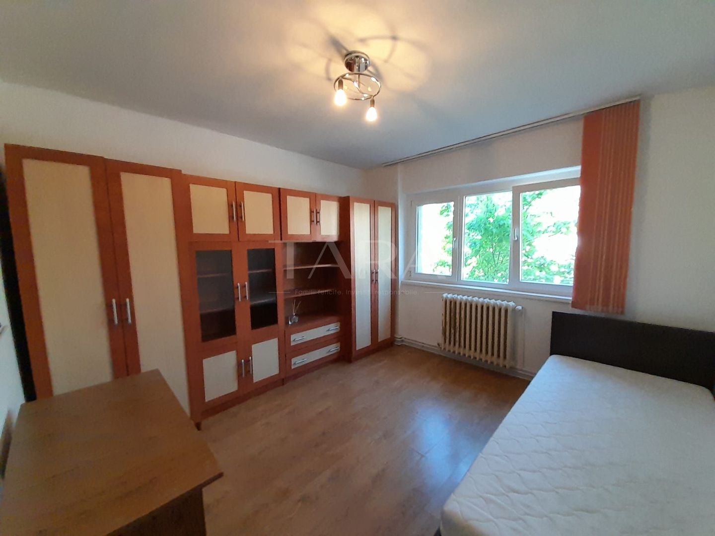 Apartament decomandat,  zona strazii Dunării, investiție ideală. - Poză 2
