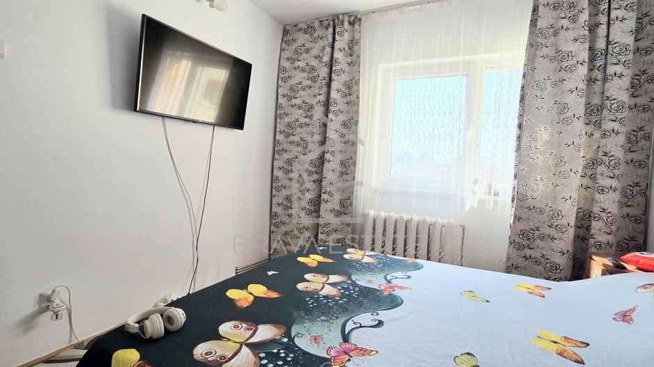 Apartament 3 camere, semidecomandat, mobilat, balcon, Aleea Borșa - Poză 3