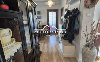 NECTORA IMOB-Apartament la casa 3 camere, Ultracentral, Etaj 1, 75 mp - Poză 8