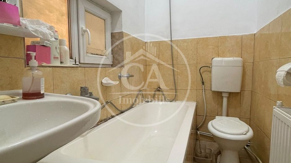 Casa de vanzare cu 4 camere in zona Nufaru,  Oradea - Poză 25