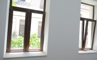 Apartament renovat in zona centrala - Poză 9