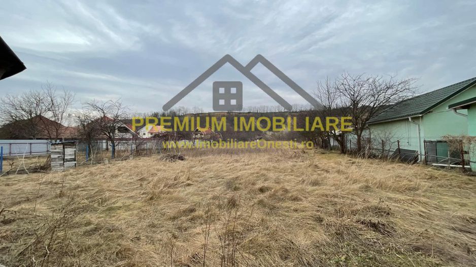 Vila de Vanzare Onesti - Zona de sus - Poză 3