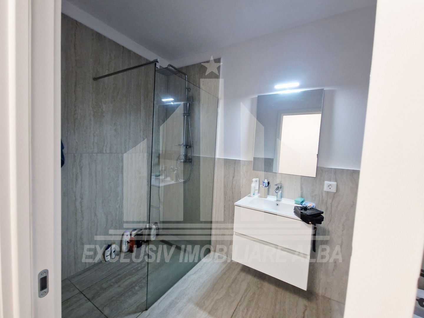 Apartament 2 camere de vanzare in zona Cetate, bloc nou - Poză 6