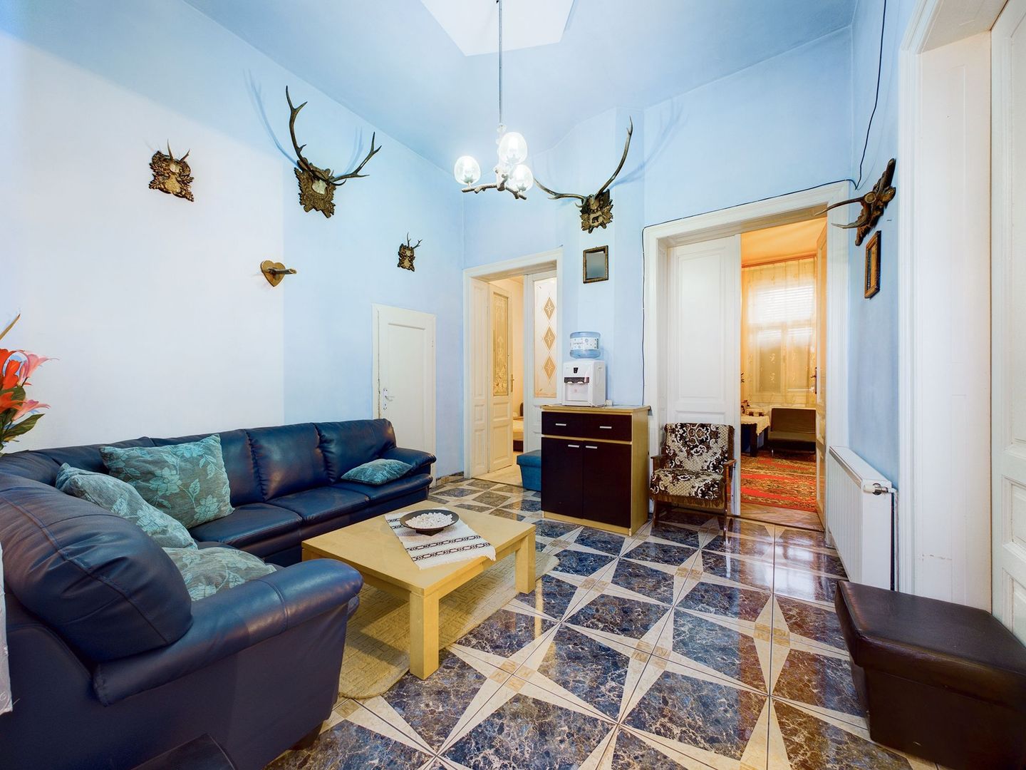 Casă de vânzare cu 8 camere zona Aradul Nou - Poză 8