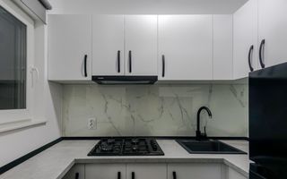 Garsoniera, 24 mp, prima inchiriere dupa renovare, Expo Transilvania! - Poză 2