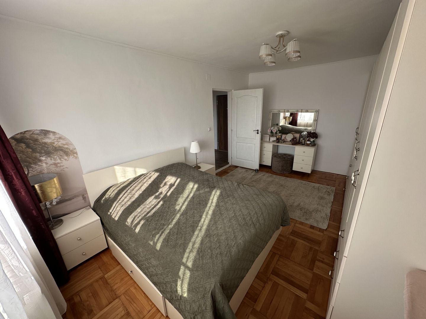 Apartment 3 camere mobilat - Poză 17