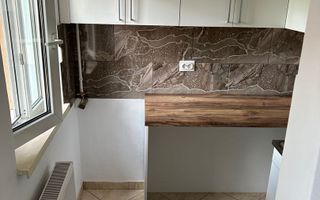 Garsoniera zona Buziasului la parter - Poză 7