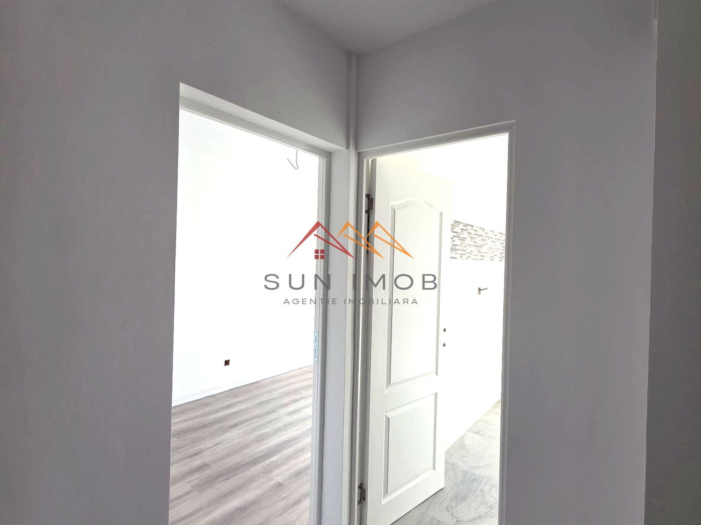 Apartament 3 camere renovat | Centrală proprie | Câmpina | Central - Poză 10