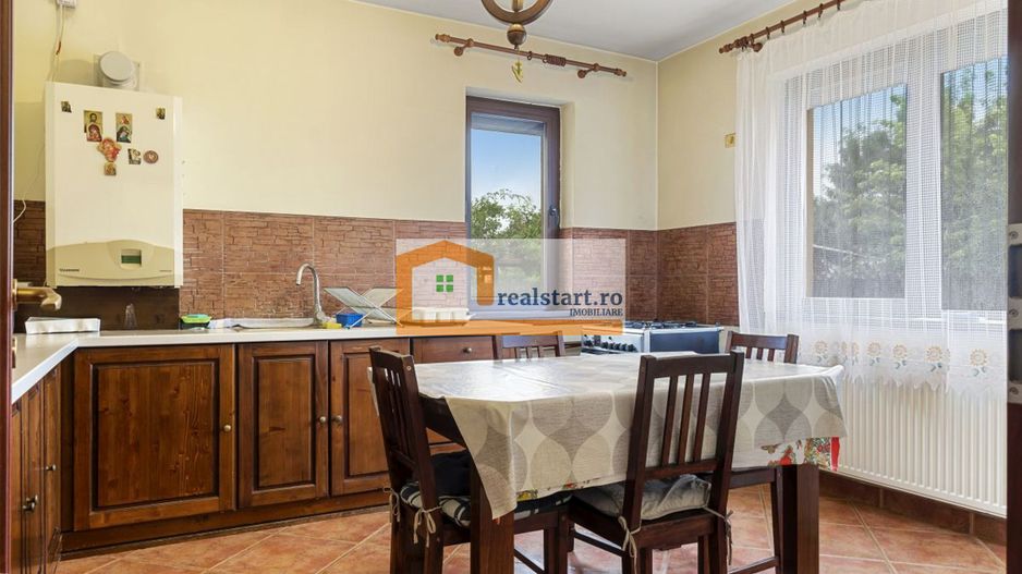 2 vile tip Duplex, ideal investitie, piscina exterioara, trifazic - Poză 22