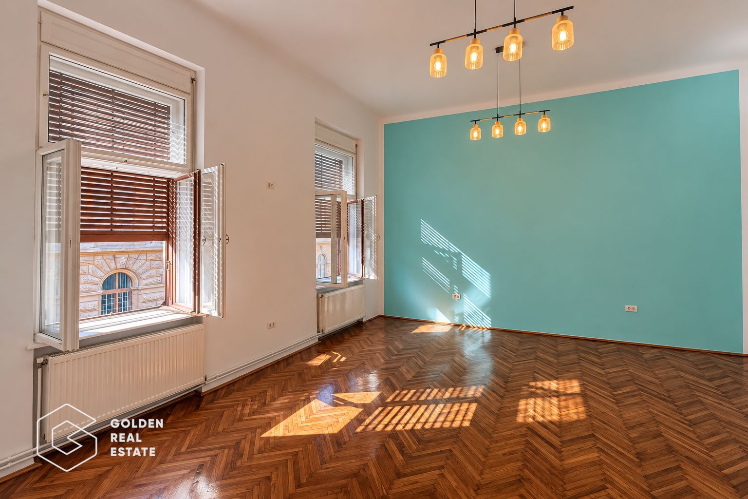 Apartament ultracentral, 3 camere, ideal atat ca locuinta, cat si pt birouri - Poză 1