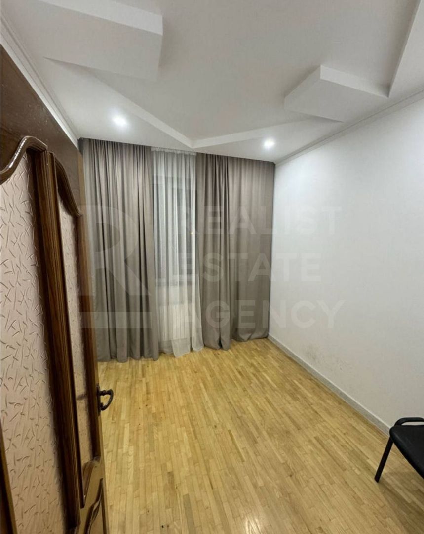 Chirie, casă, 3 nivele, 5 camere, strada Cetatea Albă, Botanica - Poză 6