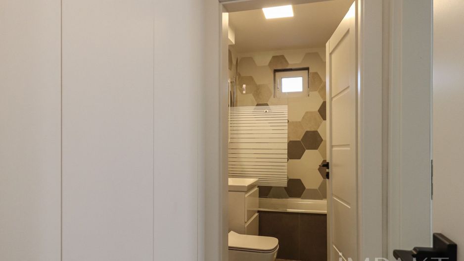 Apartament 3 camere Gheorgheni, 63 m2, str. Al. Vaida Voevod - Poză 22