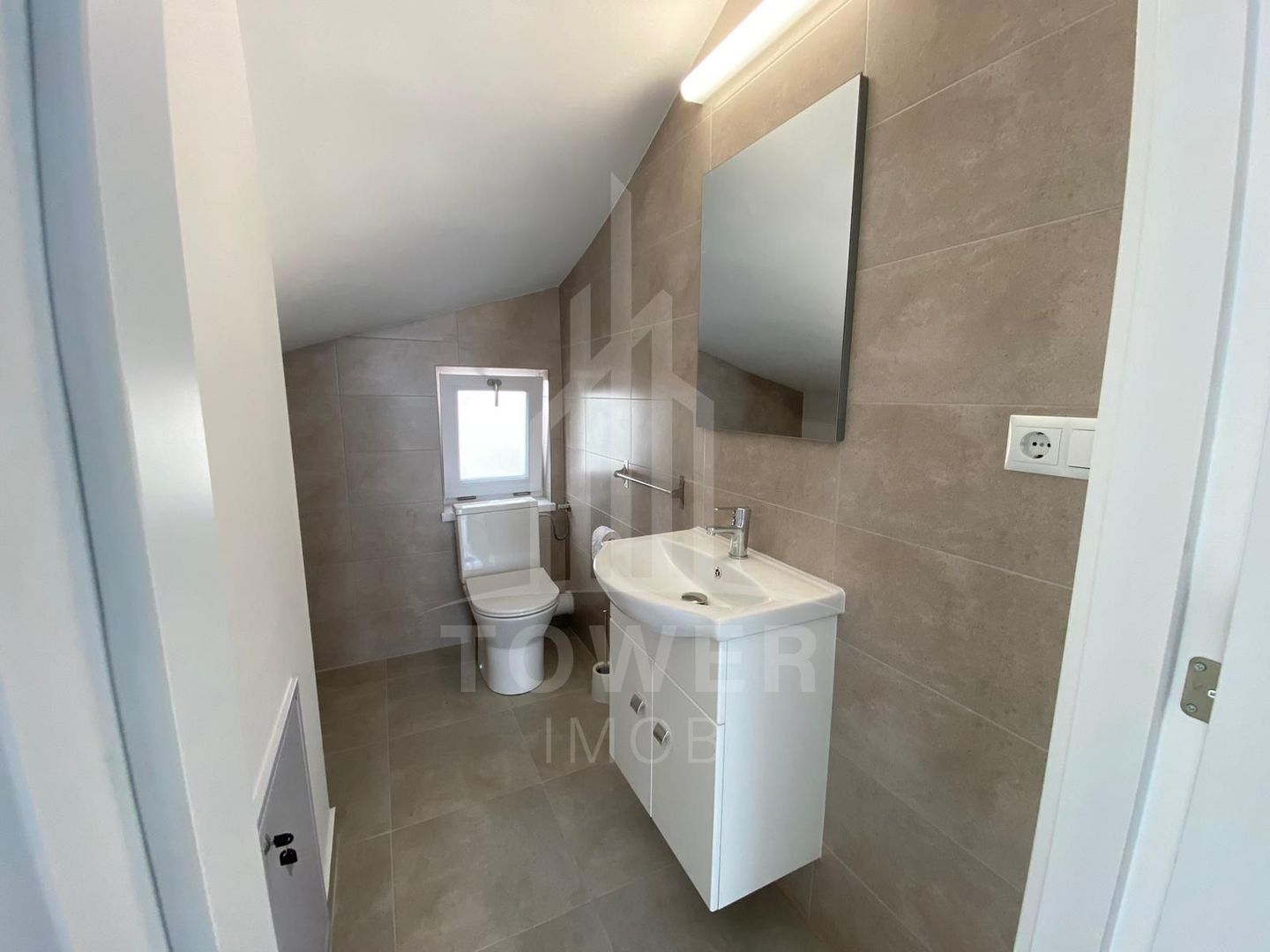 Casă nouă de închiriat,  4 camere | Prima închiriere | Cisnădie - Poză 4