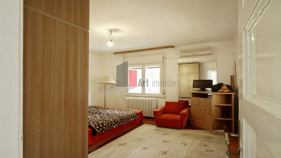 Proprietatea "ARCHA" , Vatra Luminoasa, JUMATATE DE VILA, intrare separata - Poză 6