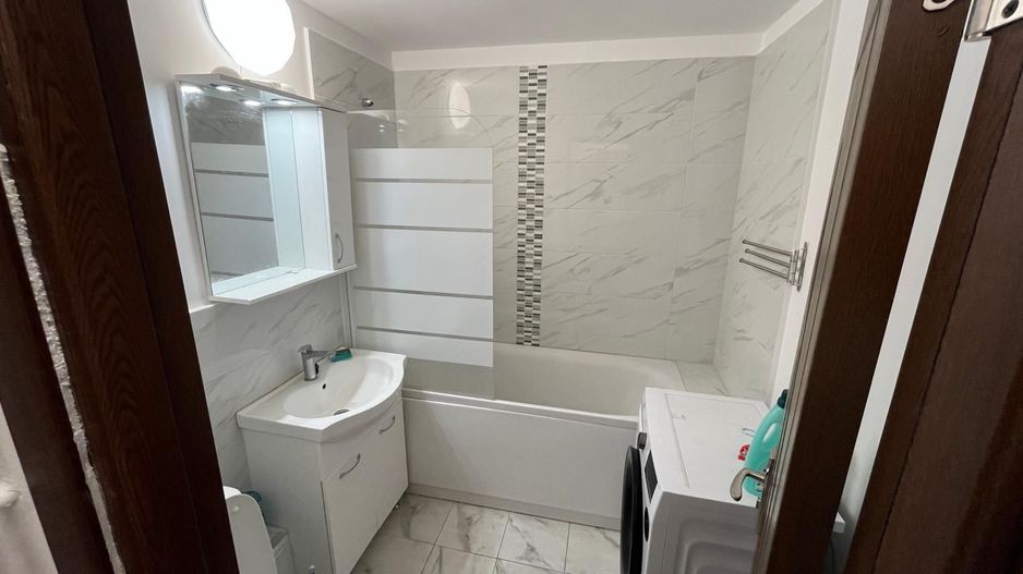 3 camere - Aparatorii Patriei - loc de parcare - Poză 2