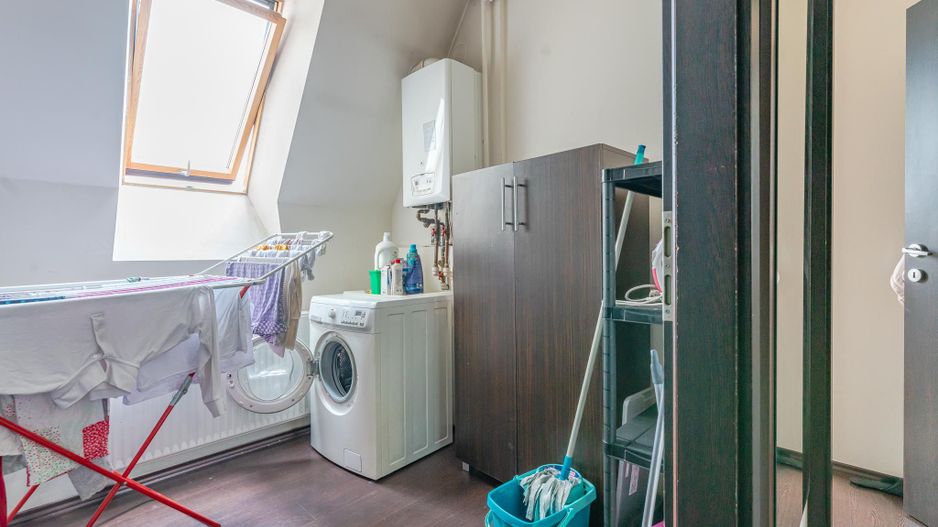 Apartament 5 camere dispus pe doua nivele in zona Brasovul Vechi - Poză 12