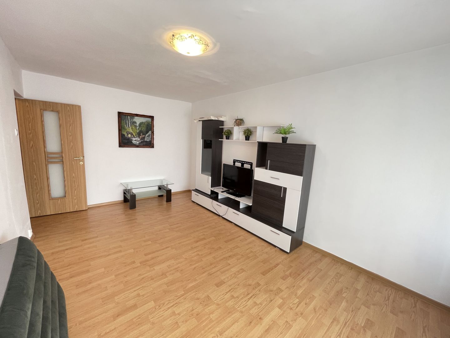 Lipovei | 3 camere | Decomandat | Mobilat-Utilat | Acoperiș - Poză 2