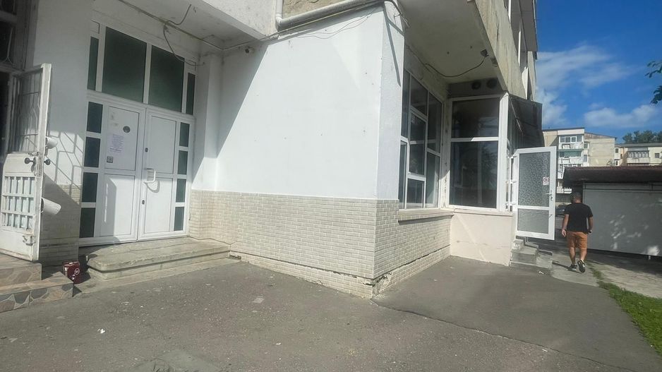 Spațiu Comercial/Birou 50 mp lângă Aqua-Roman Parc - Poză 7