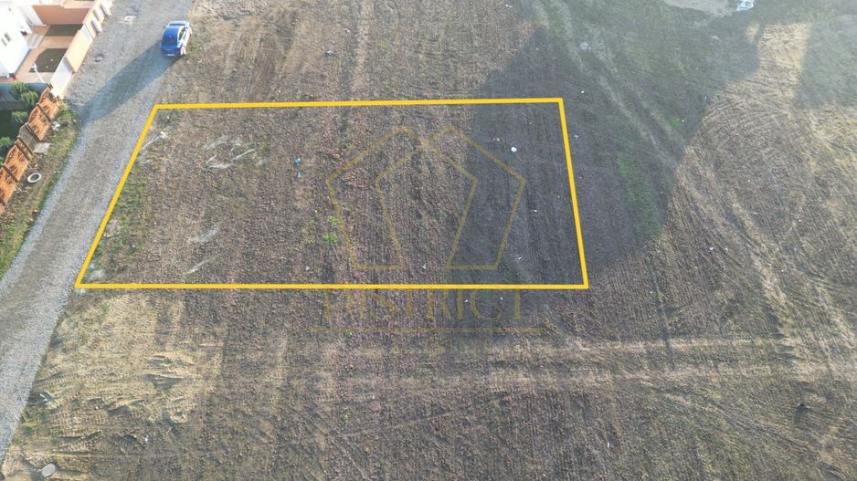 Teren intravilan de duplex sau casa individuala | Mosnita Veche - Poză 3