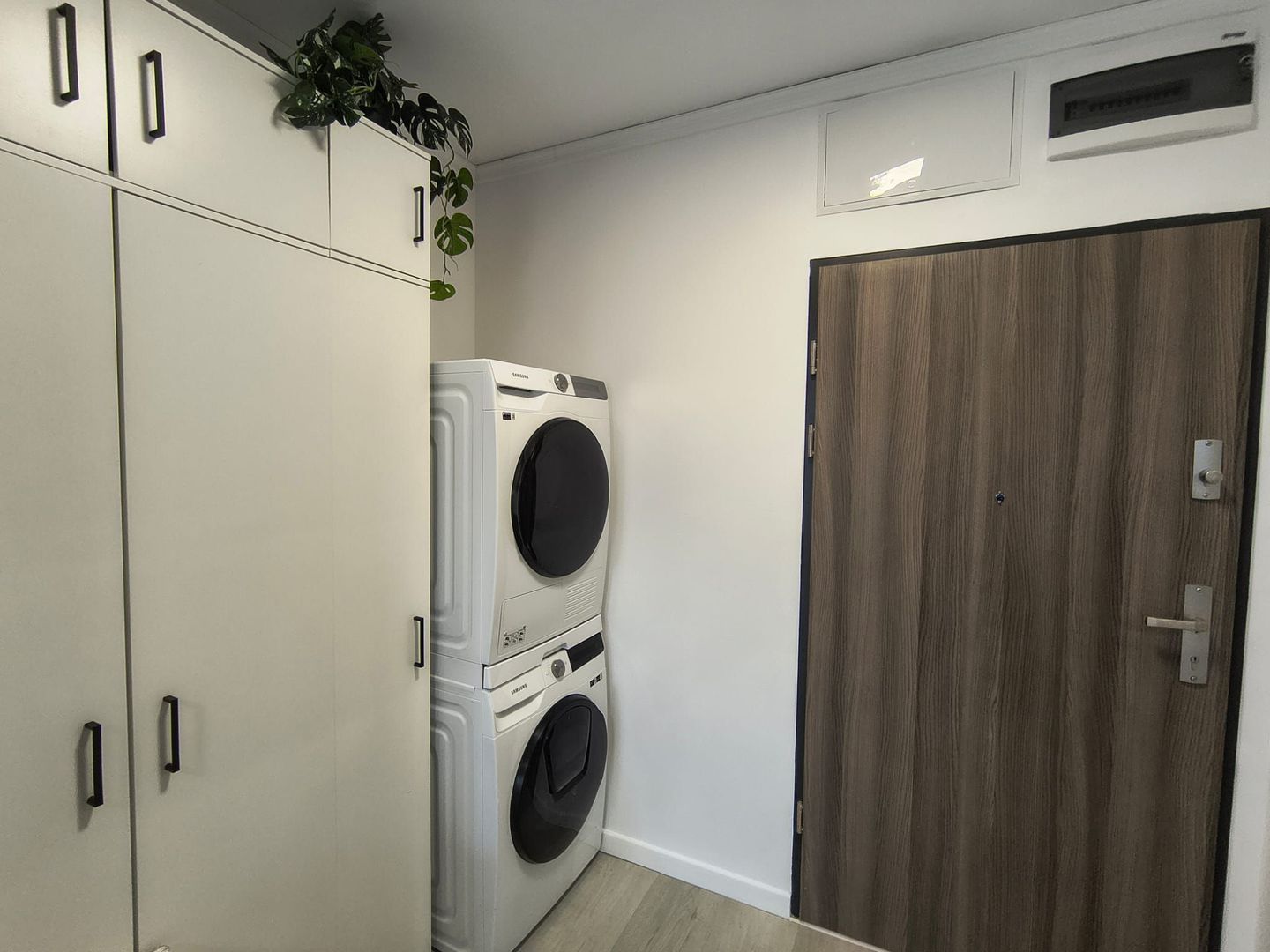 Chirie, 2 camere, West Residence. 430 E/lună (neg). Comision 0 - Poză 10