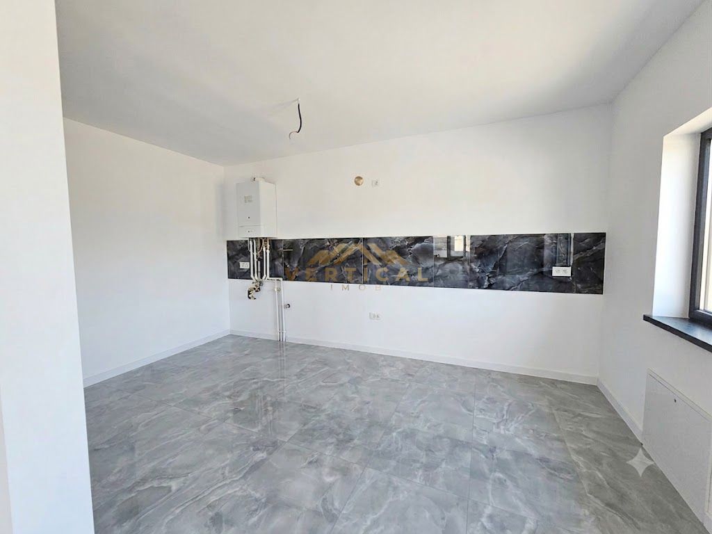 Casa 4 camere cu teren 400 mp - comuna Berceni - Poză 8