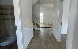 Vila noua  4 camere pe Strada Miorita - Poză 5