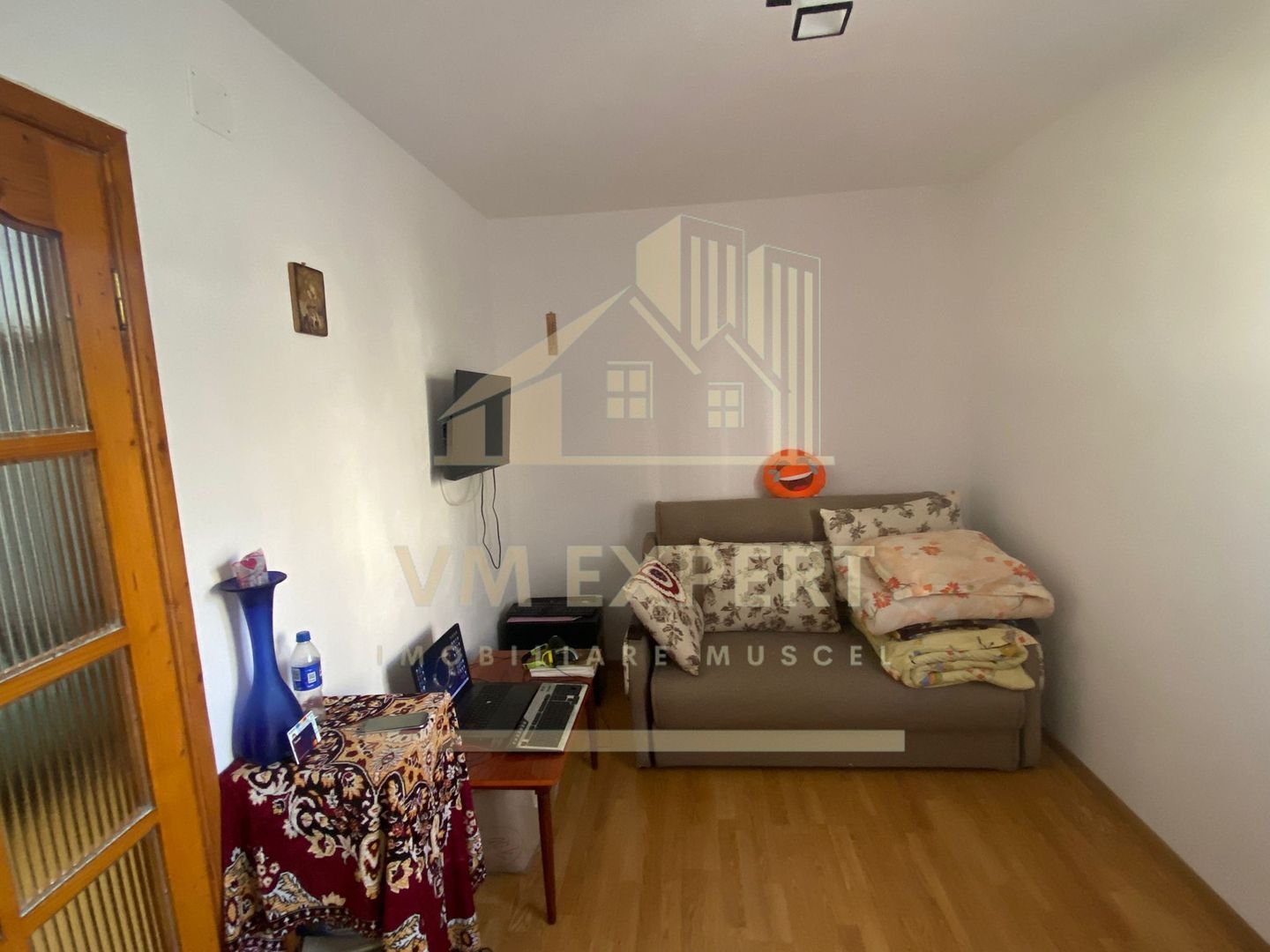 APARTAMENT 2 CAMERE ETAJ 2 ZONA VIȘOI CAMPULUNG - Poză 4