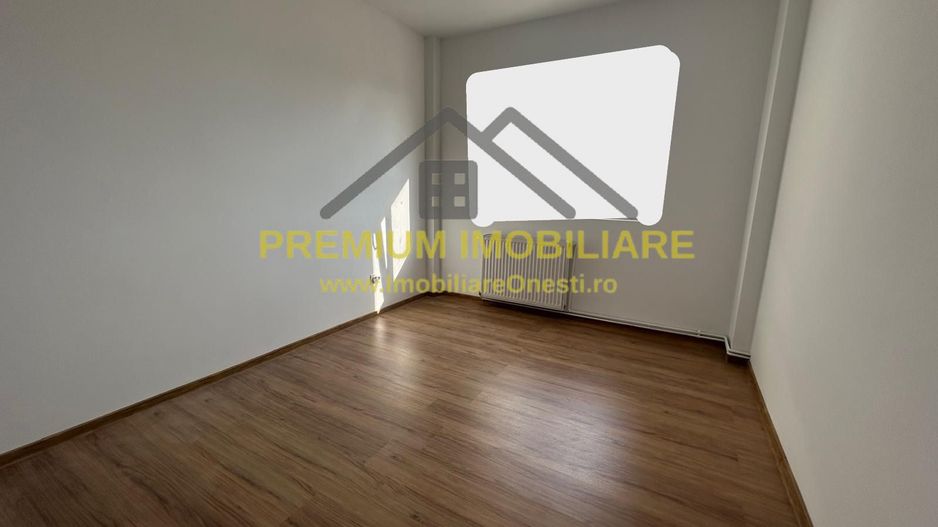 Apartament 3 camere  2 băi | renovat 2025 | parcare - Poză 4