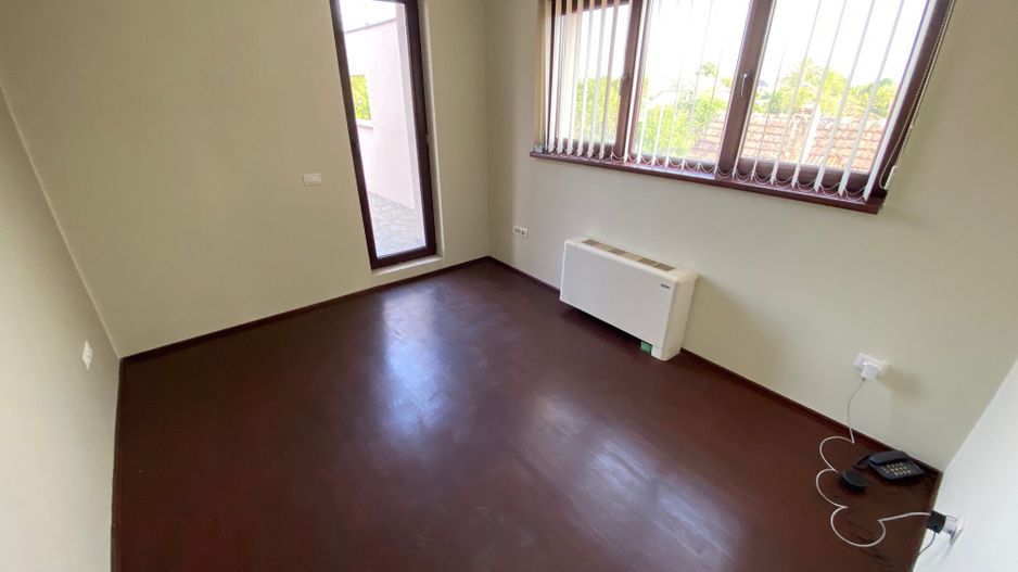 VILA CU 5 CAMERE zona Mircea Cel Batran - Poză 14
