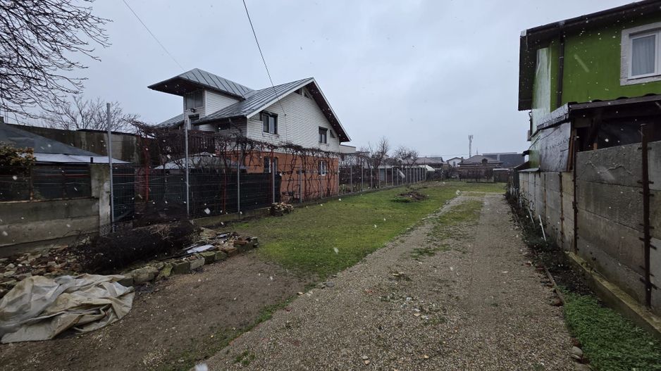 Teren Dobroiesti - Poză 3