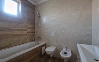 NOU APARTAMENT 4 CAMERE  101 MP CU GRADINA - Poză 25