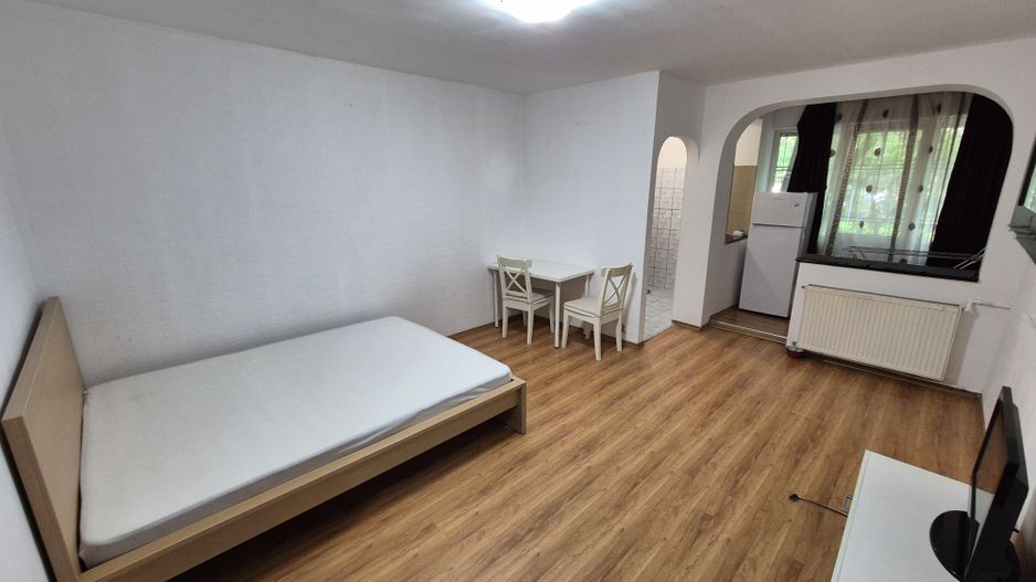 Garsoniera in zona Drumul Taberei - strada Brasov - Poză 2