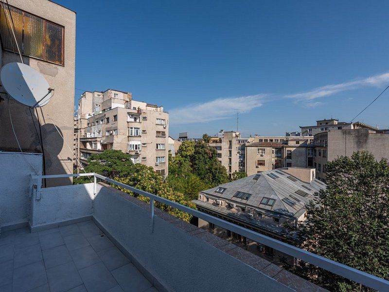 Apartament suberb in Piata Romana - Poză 24