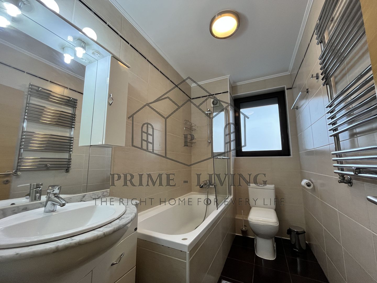 APARTAMENT DEOSEBIT CU 3 CAMERE LA VÂNZARE  IN PIATA VICTORIEI - Poză 9