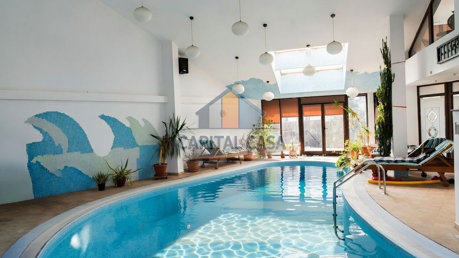 ​Vilă de Lux Unică în Ploiești | 690 mp Utili | Piscină Interioară - Poză 8