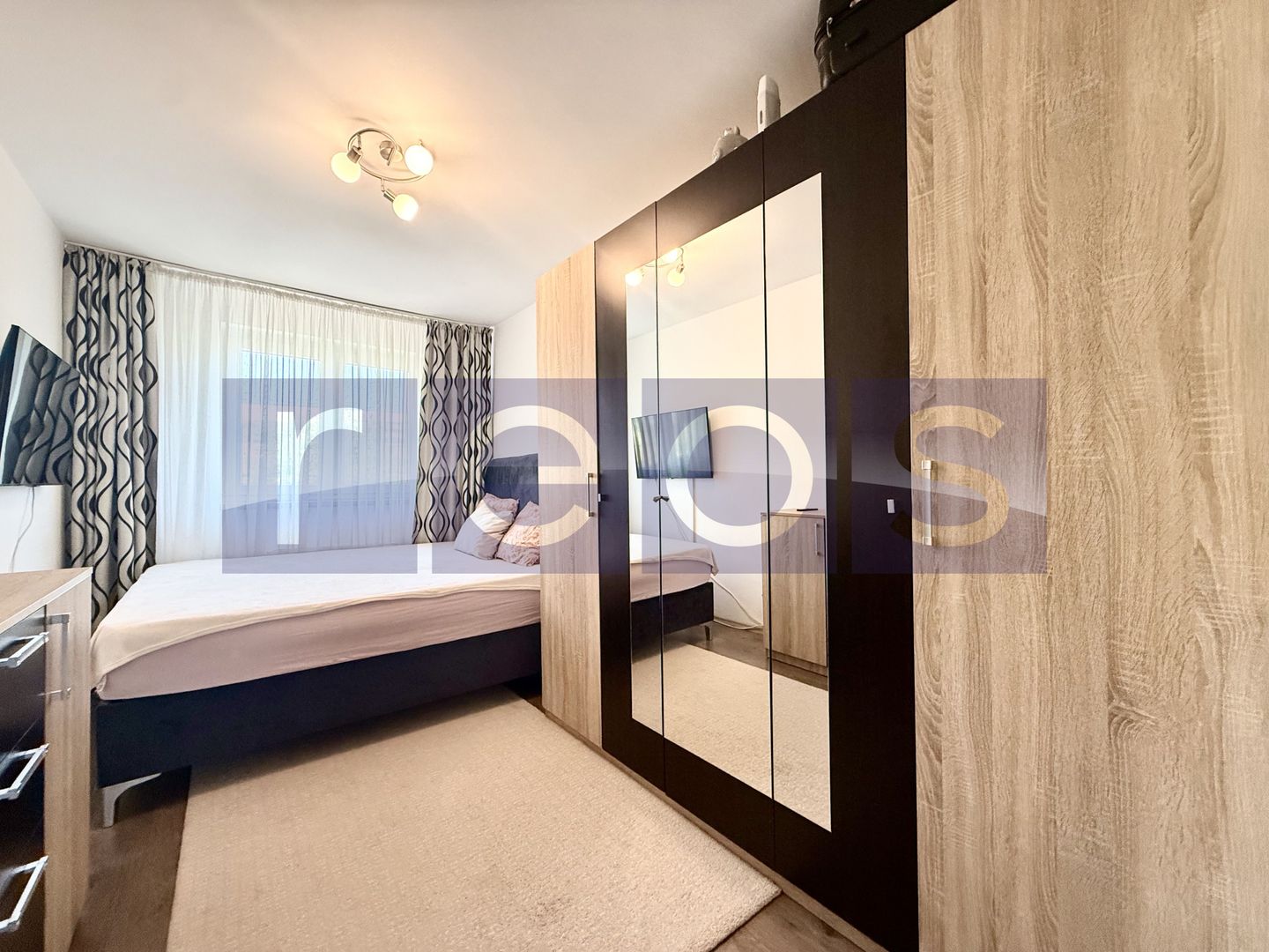 VANZARE 3 CAMERE | ZONA VITAN | CENTRALA PROPIE - Poză 4