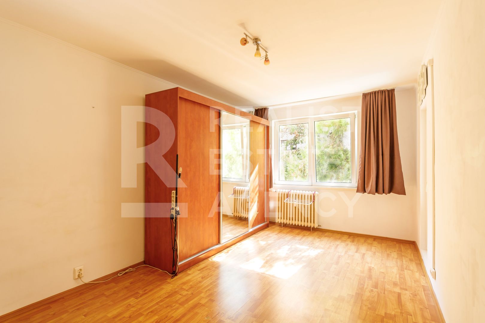 Vânzare, apartament, 3 camere, etaj 1, Str. Cristea Mateescu - Poză 4