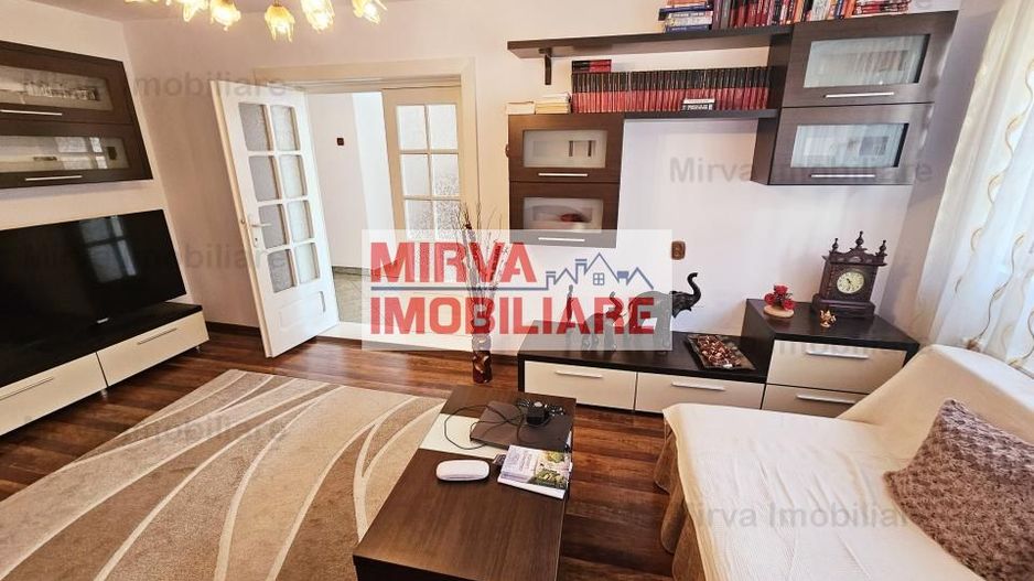 Vanzare vila 6 camere + spatiu comercial, mobilata si utilata, in Blejoi - Poză 25