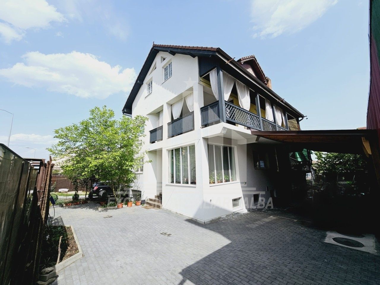 Casa individuala de vanzare, Cetate - Poză 1