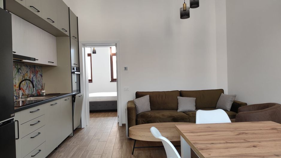 Vanzare | proprietate ultracentrala | studio + ap.2 camere | Oradea - Poză 14