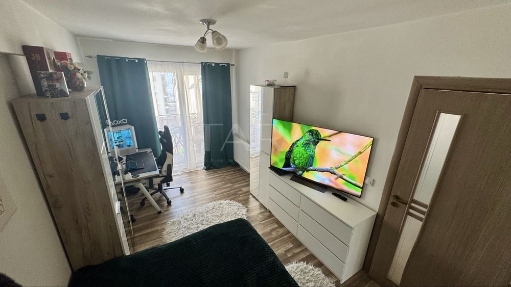 Apartament cu 3 camere decomandate, Baciu, zona Petrom - Poză 5