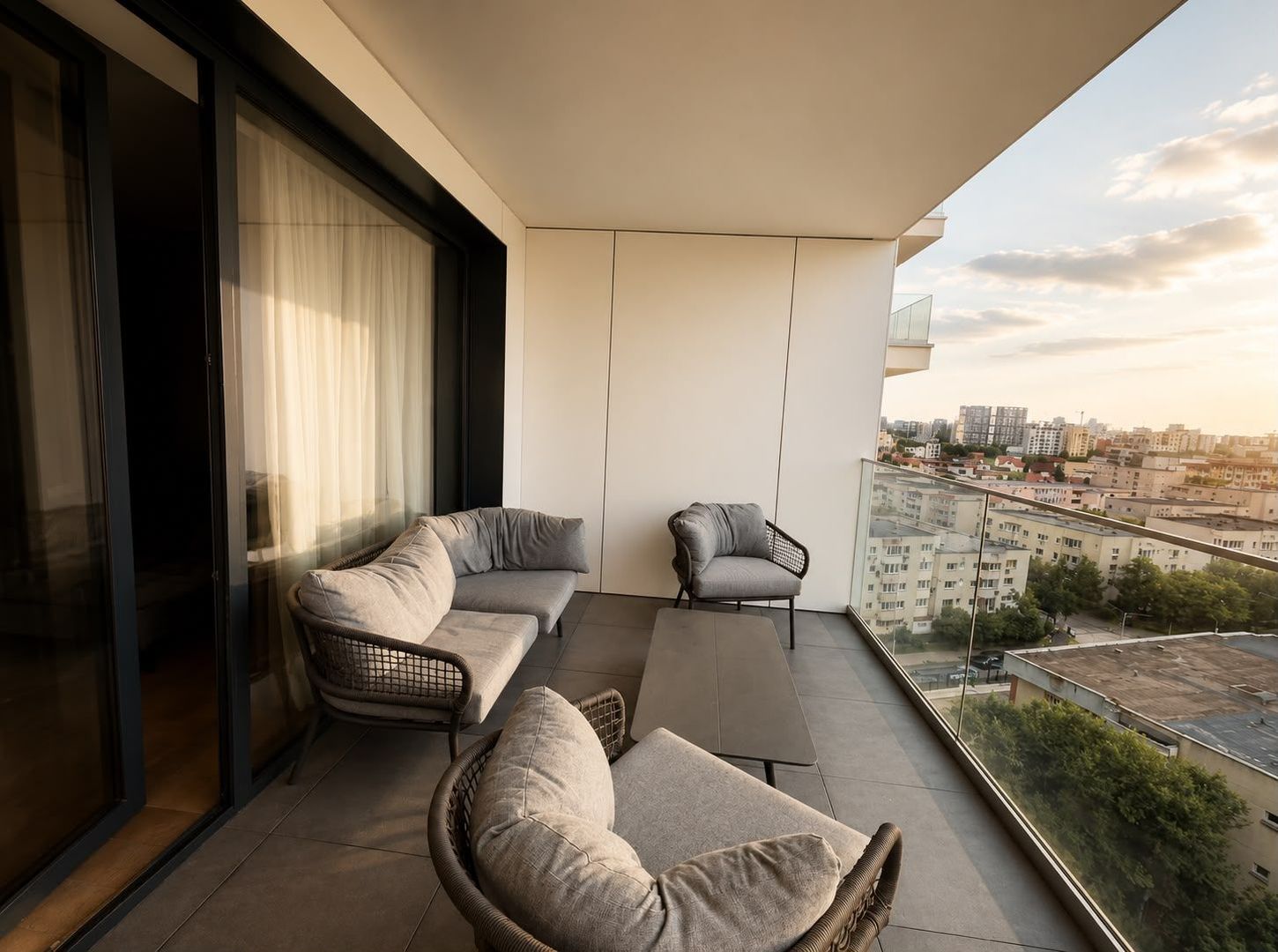 Apartament elegant 2 camere I Terasă generoasa I One Herăstrău Towers - Poză 3