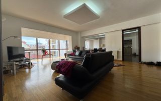 Apartament Elegant de Vânzare – 5 Camere/ 3 Băi, *Arcul de Triumf* - Poză 13