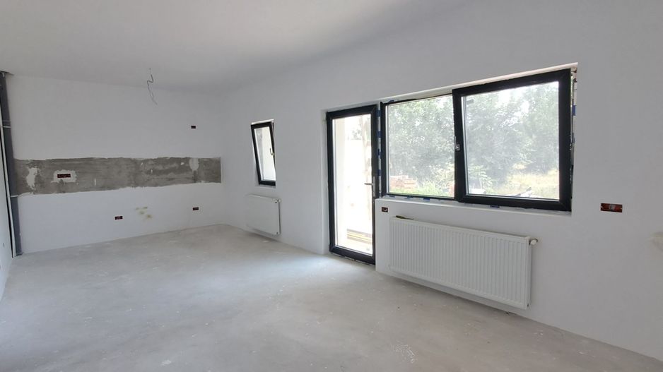 Dragomiresti Deal, casa 4 camere, 170 mp utili, utilitati, STB la 400m - Poză 3